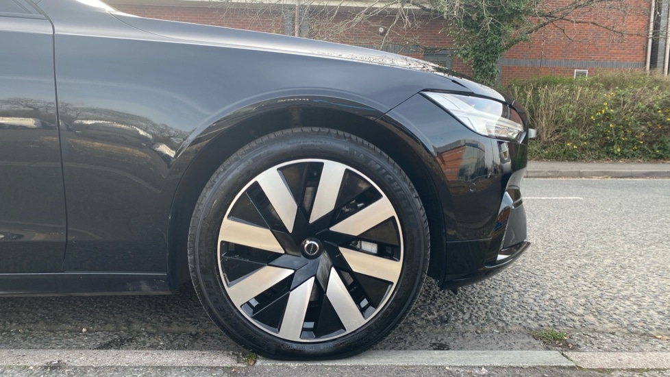 Used Volvo V90 2025 for sale - 77995034: Photo 9