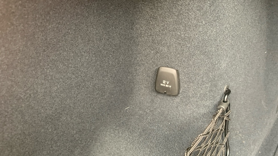 Used Volvo XC60 2025 for sale - 75996959: Photo 28