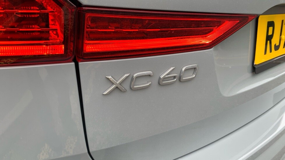 Used Volvo XC60 2025 for sale - 75996959: Photo 34
