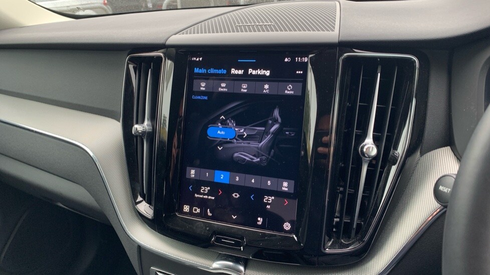 Used Volvo XC60 2025 for sale - 75996959: Photo 45