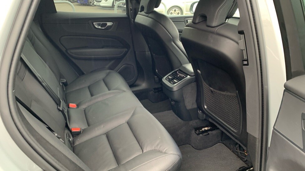 Used Volvo XC60 2025 for sale - 75996959: Photo 6