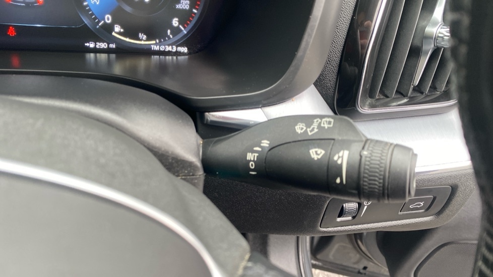 Used Volvo XC60 2019 for sale - 77082618: Photo 30