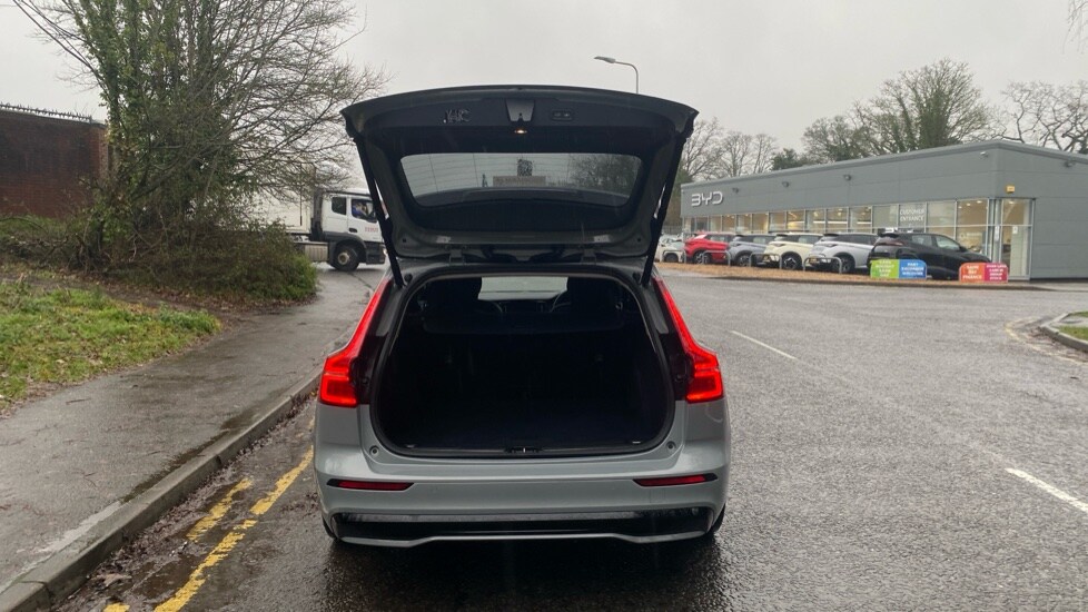 Used Volvo V60 2025 for sale - 77293441: Photo 13