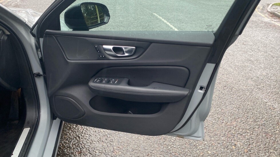 Used Volvo V60 2025 for sale - 77293441: Photo 31