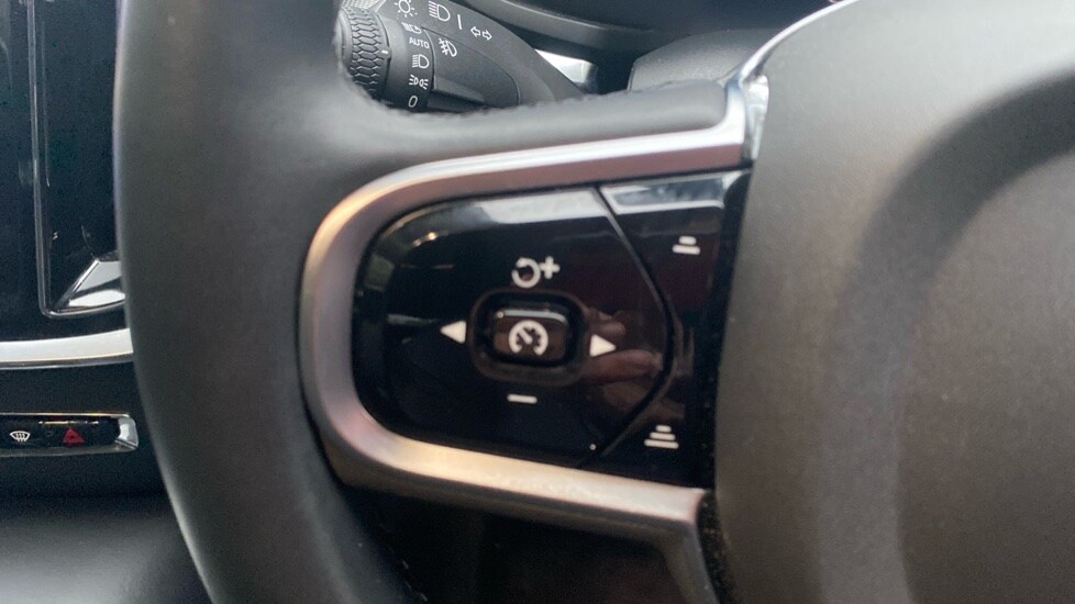 Used Volvo V60 2025 for sale - 77293441: Photo 35