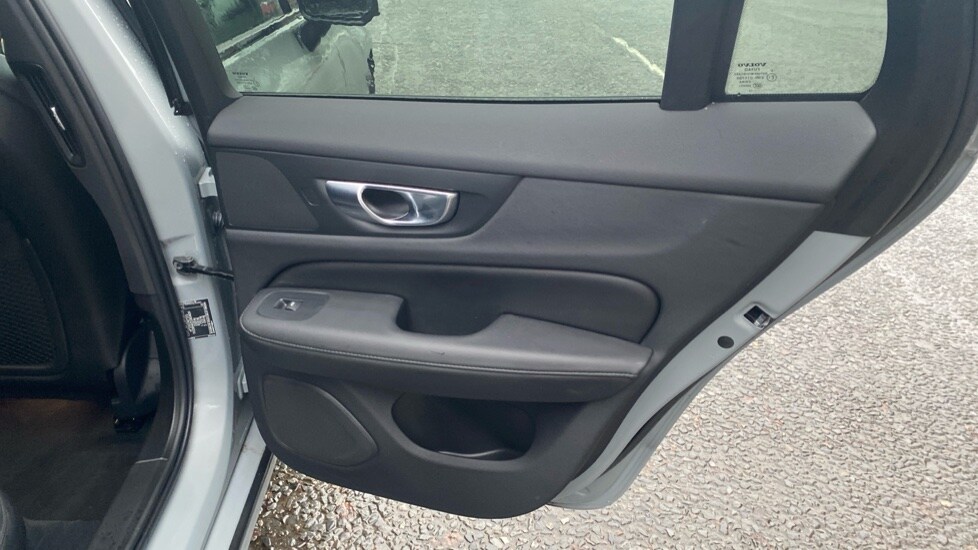 Used Volvo V60 2025 for sale - 77293441: Photo 44