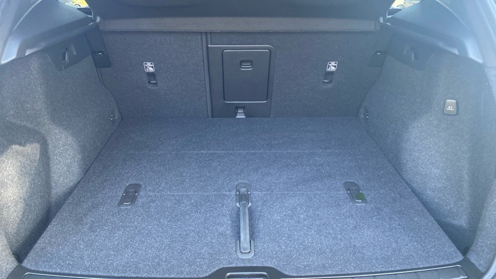 Used Volvo XC40 2025 for sale - 77890039: Photo 14