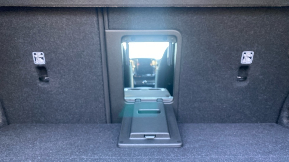 Used Volvo XC40 2025 for sale - 77890039: Photo 24