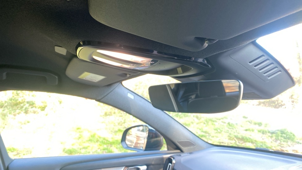 Used Volvo XC40 2025 for sale - 77890039: Photo 38