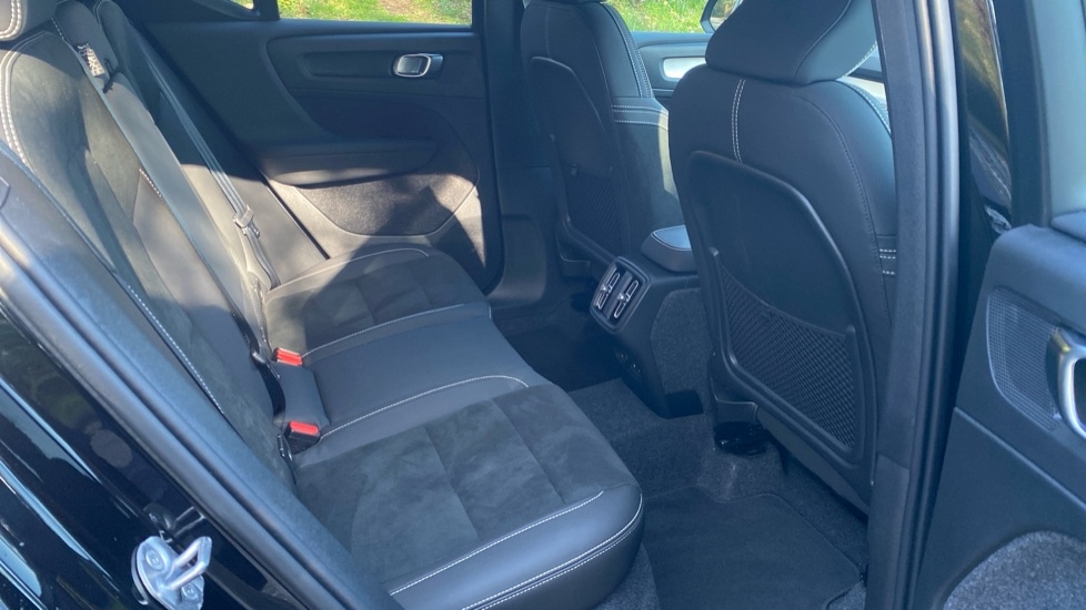 Used Volvo XC40 2025 for sale - 77890039: Photo 6