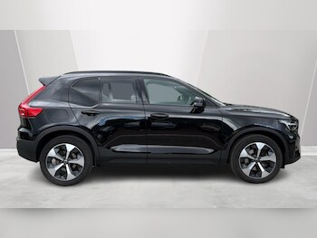 Used Volvo XC40 2023 for sale - 78798243: Photo