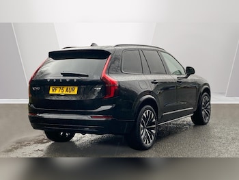 Used Volvo XC90 2025 for sale - 77070980: Photo