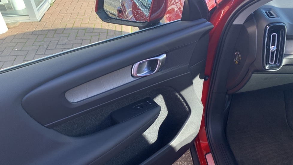 Used Volvo XC40 2020 for sale - 76971314: Photo 33