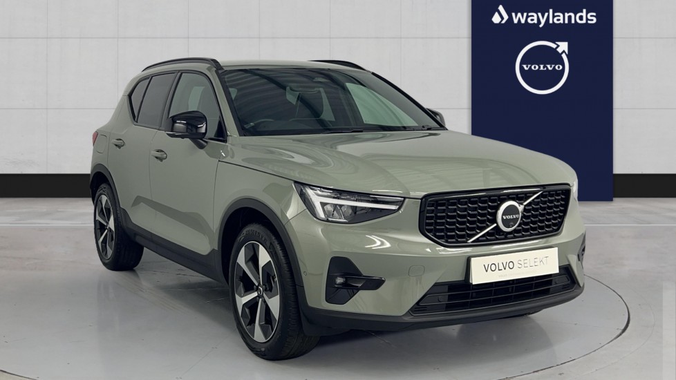 Used Volvo XC40 2024 for sale - 76834791: Photo 1