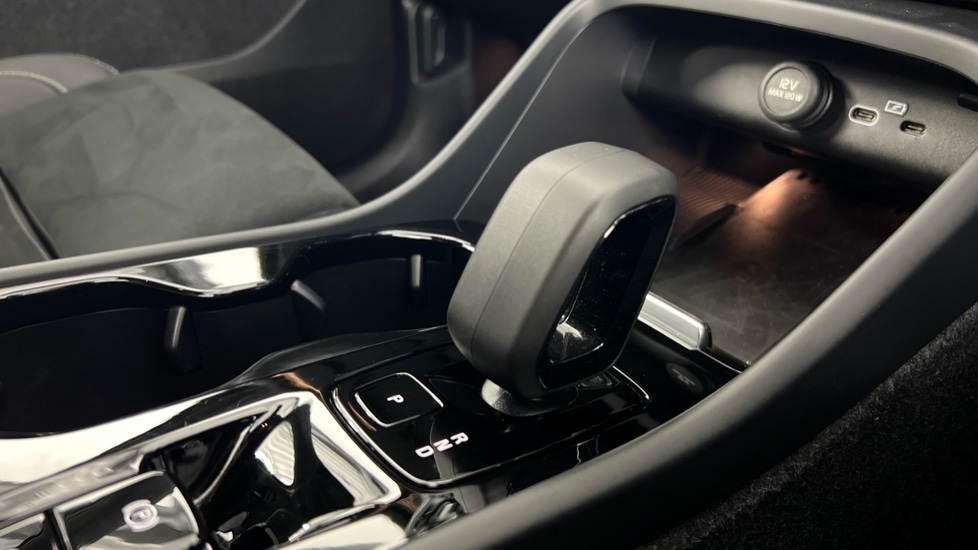 Used Volvo XC40 2024 for sale - 76834791: Photo 14