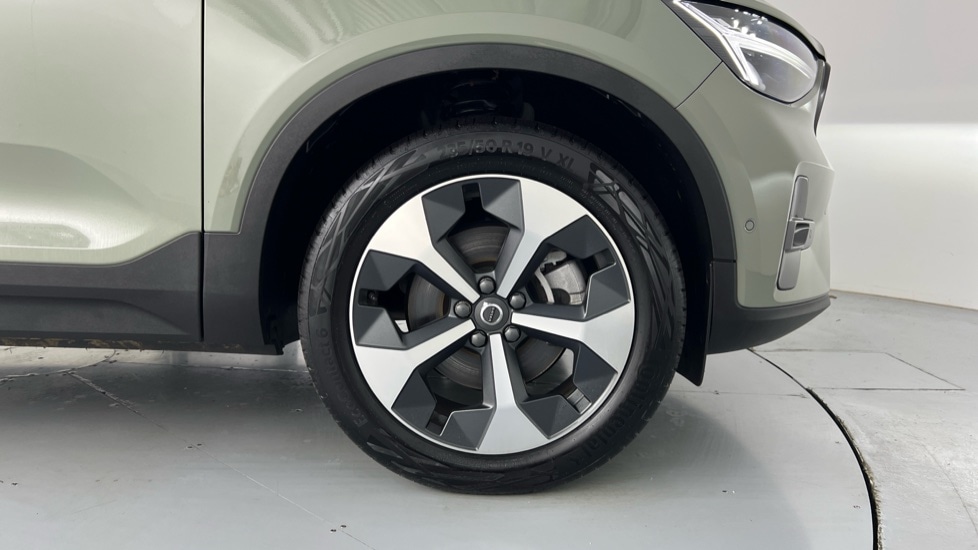 Used Volvo XC40 2024 for sale - 76834791: Photo 16