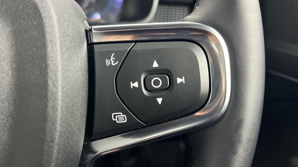 Used Volvo XC40 2024 for sale - 76834791: Photo 19