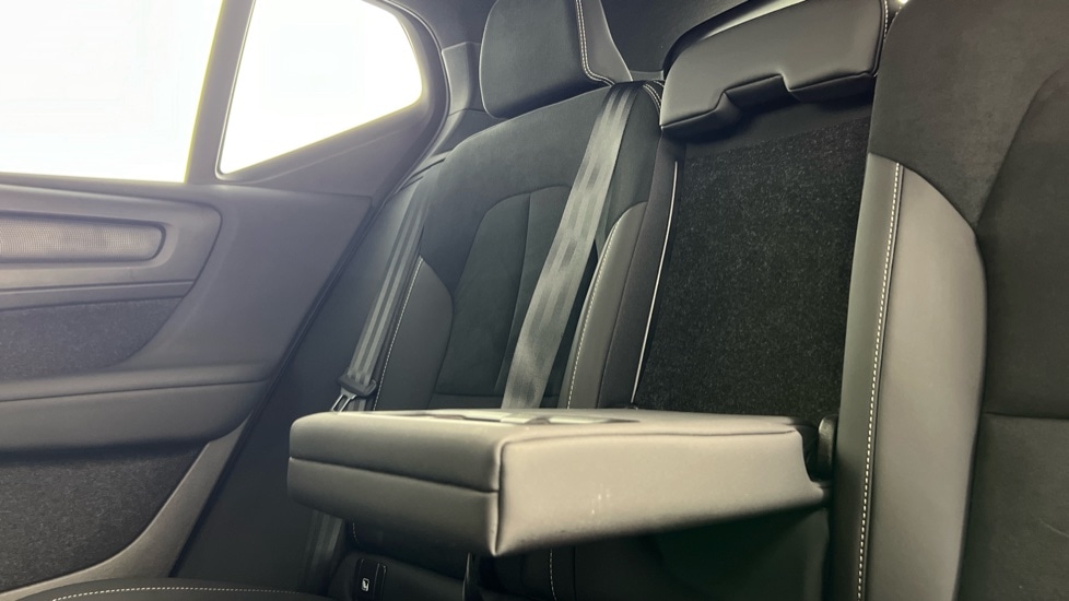 Used Volvo XC40 2024 for sale - 76834791: Photo 26