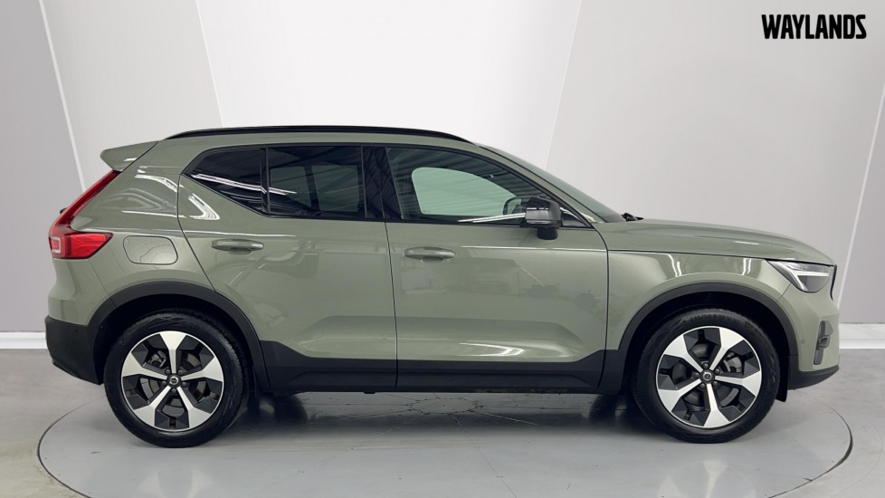 Used Volvo XC40 2024 for sale - 76834791: Photo 3