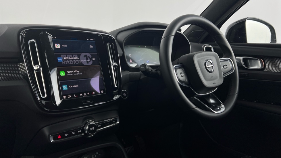 Used Volvo XC40 2024 for sale - 76834791: Photo 41