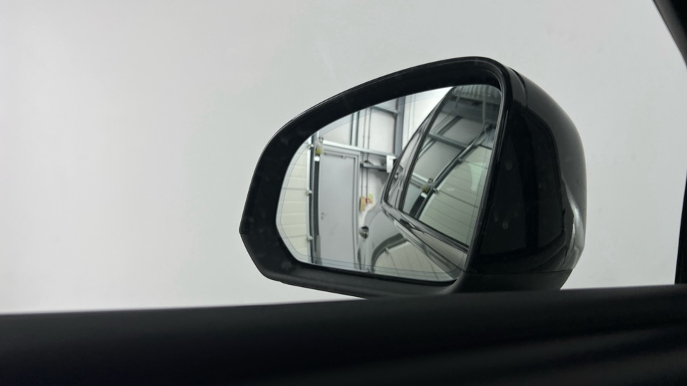 Used Volvo XC40 2024 for sale - 76834791: Photo 48