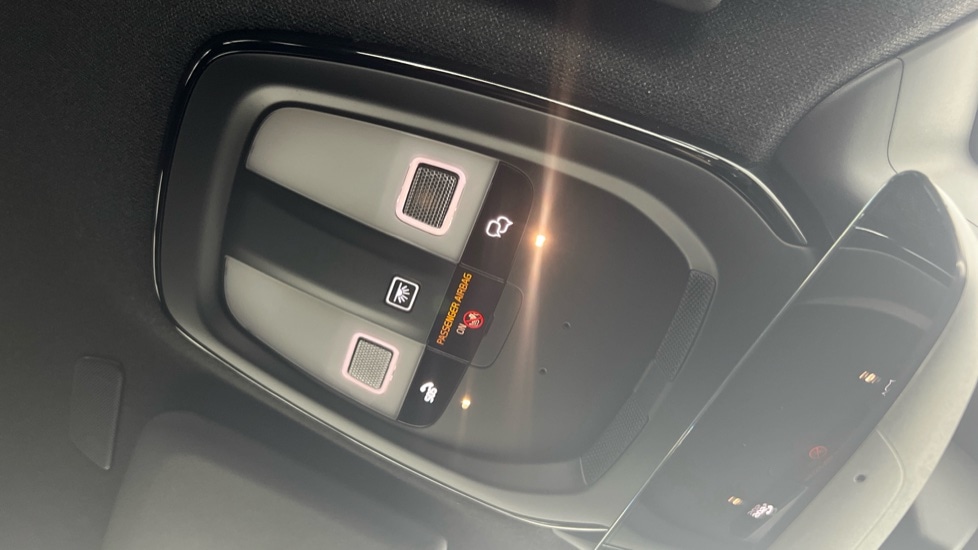 Used Volvo XC40 2024 for sale - 76834791: Photo 53