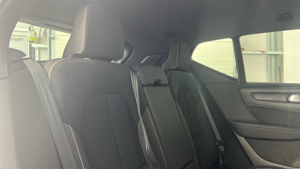 Used Volvo XC40 2024 for sale - 76834791: Photo 56