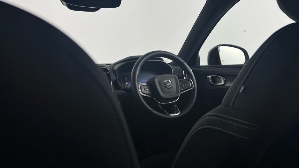 Used Volvo XC40 2024 for sale - 76834791: Photo 62