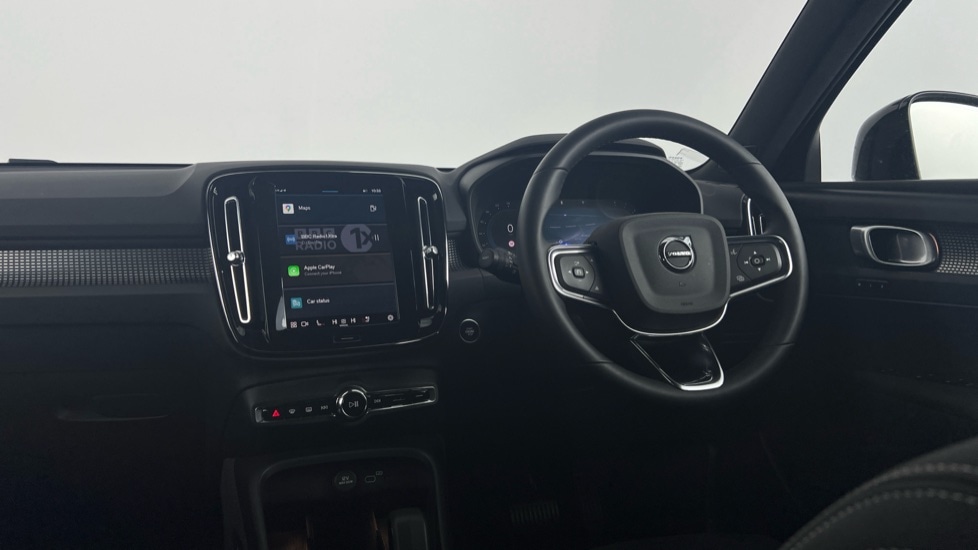 Used Volvo XC40 2024 for sale - 76834791: Photo 63