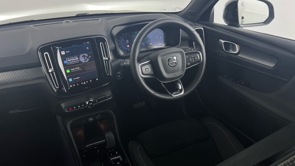Used Volvo XC40 2024 for sale - 76834791: Photo 67