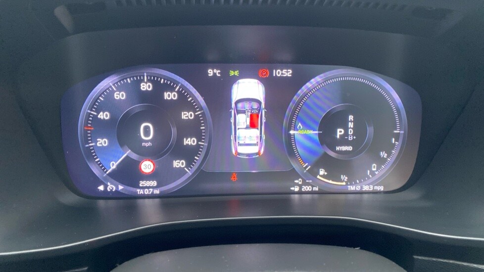 Used Volvo XC40 2023 for sale - 77210256: Photo 11