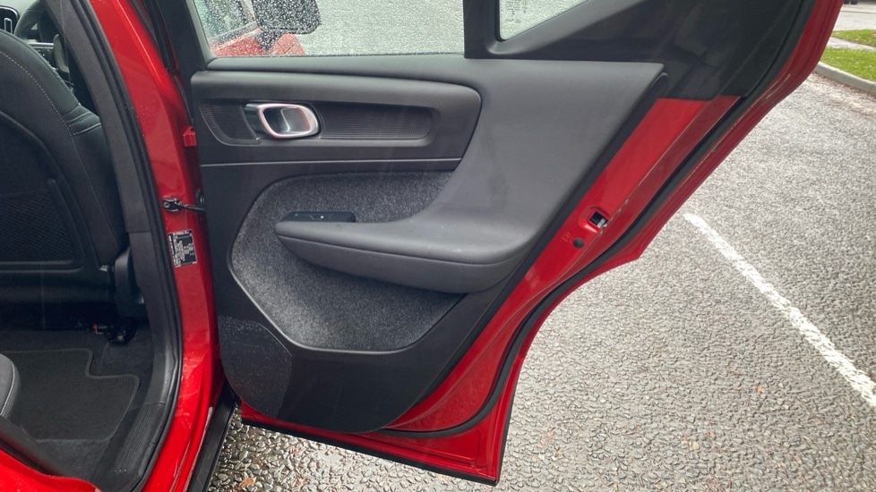 Used Volvo XC40 2023 for sale - 77210256: Photo 18