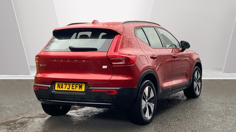 Used Volvo XC40 2023 for sale - 77210256: Photo 2