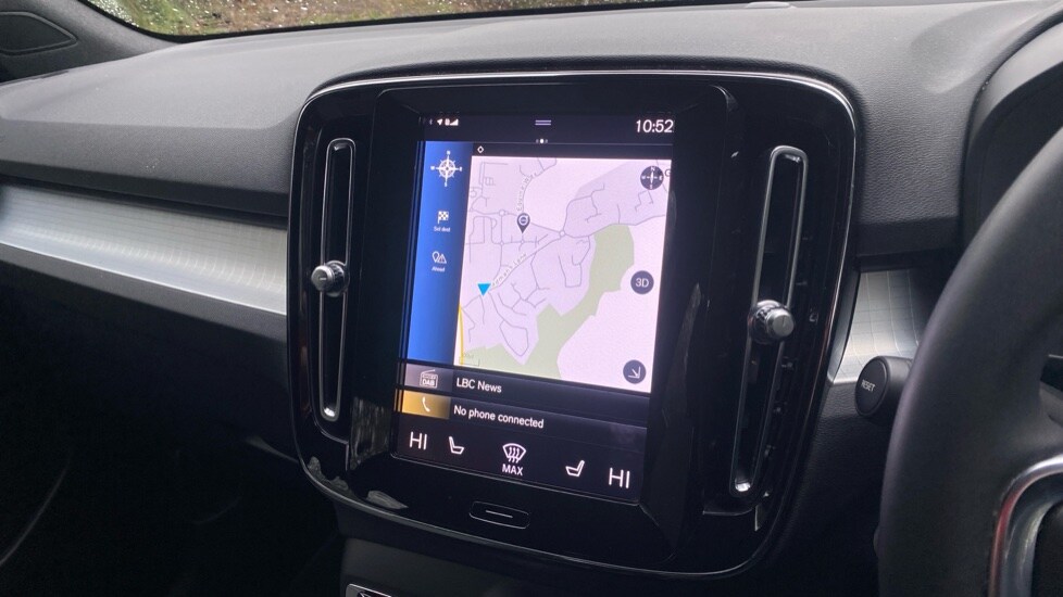 Used Volvo XC40 2023 for sale - 77210256: Photo 32