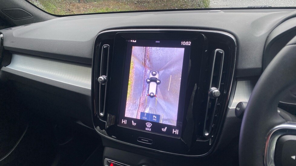 Used Volvo XC40 2023 for sale - 77210256: Photo 35