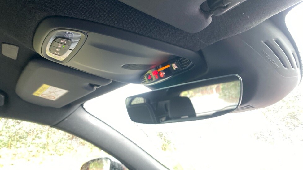 Used Volvo XC40 2023 for sale - 77210256: Photo 36