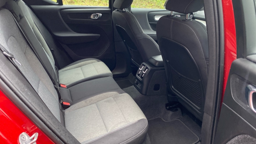 Used Volvo XC40 2023 for sale - 77210256: Photo 6