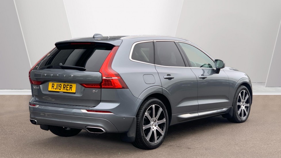 Used Volvo XC60 2021 for sale - 76635766: Photo 2