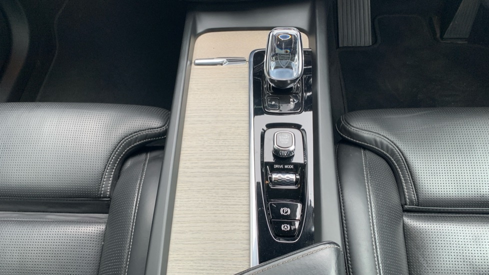 Used Volvo XC60 2021 for sale - 76635766: Photo 25