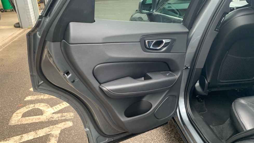 Used Volvo XC60 2021 for sale - 76635766: Photo 36