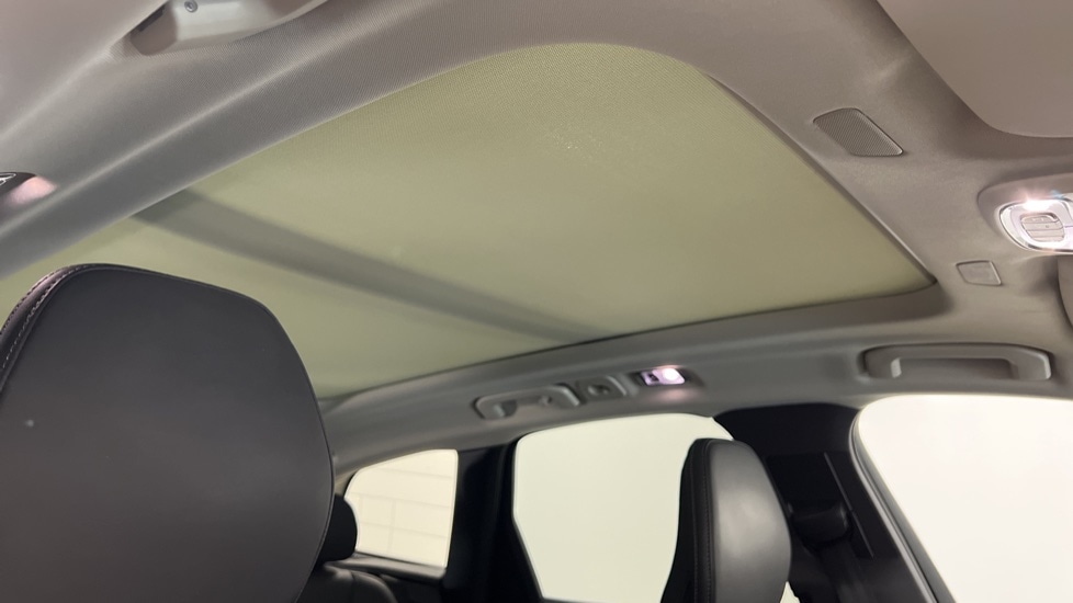 Used Volvo XC60 2021 for sale - 76635766: Photo 46