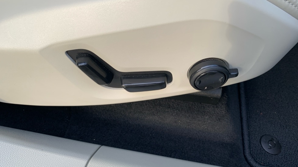 Used Volvo XC60 2024 for sale - 77269343: Photo 27