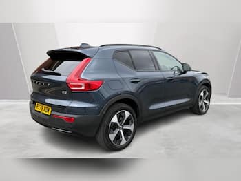 Used Volvo XC40 2025 for sale - 79751605: Photo