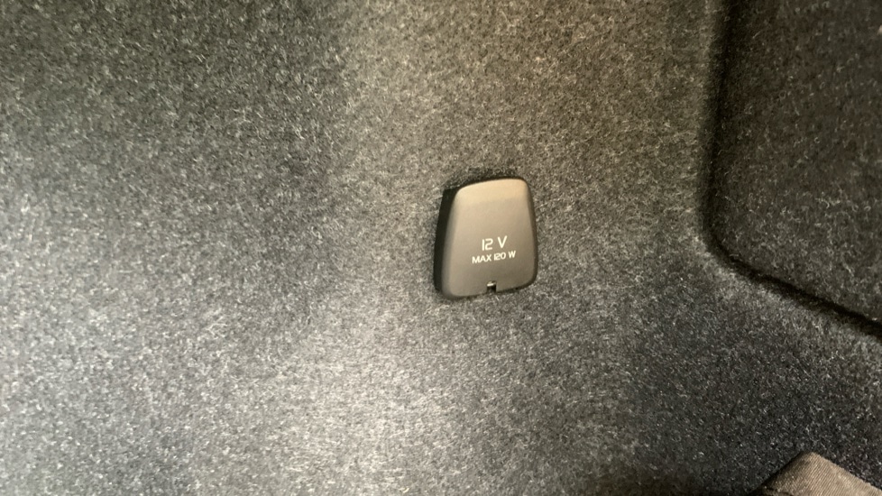 Used Volvo XC40 2024 for sale - 76195943: Photo 15