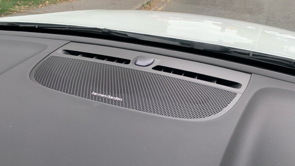 Used Volvo XC40 2024 for sale - 76195943: Photo 35