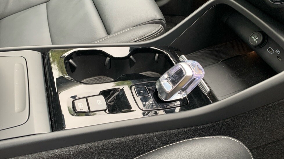 Used Volvo XC40 2024 for sale - 76195943: Photo 37