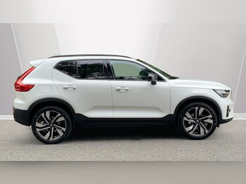 Used Volvo XC40 2024 for sale - 76195943: Photo 3