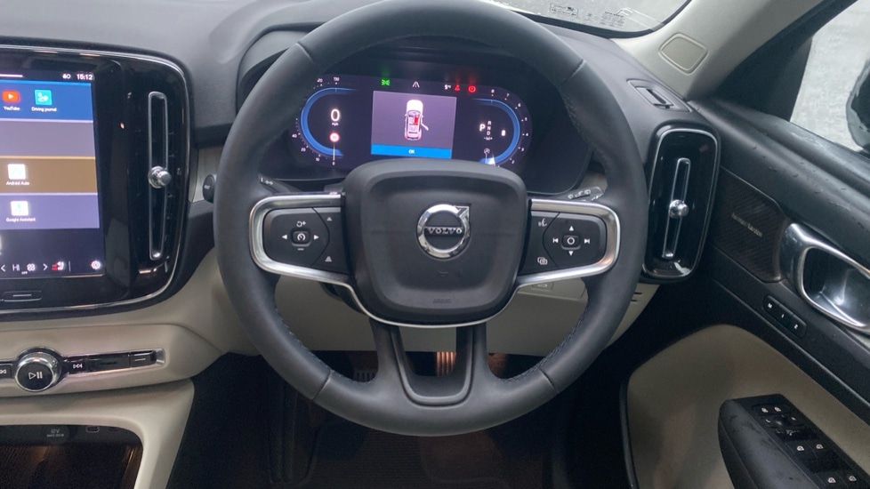 Used Volvo XC40 2023 for sale - 77157867: Photo 10