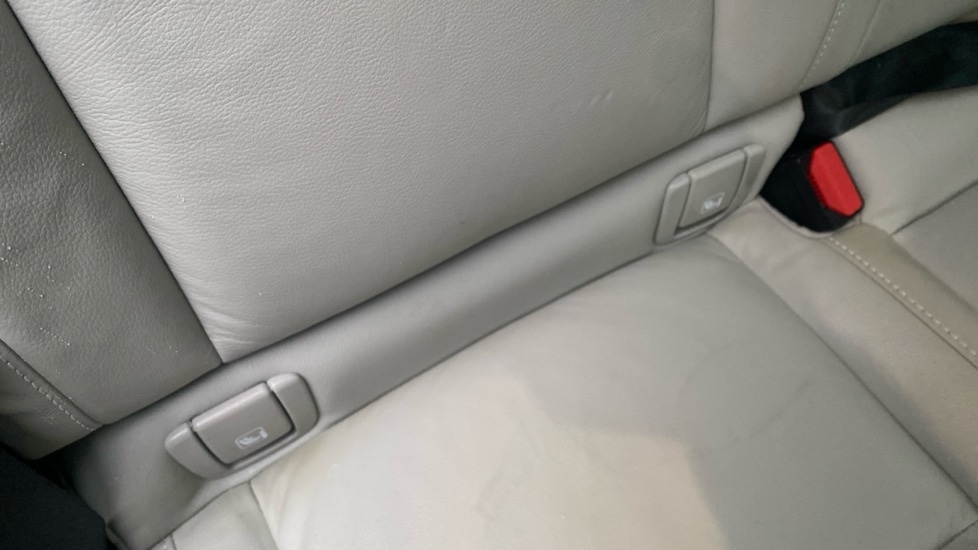 Used Volvo XC40 2023 for sale - 77157867: Photo 38