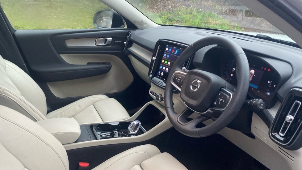 Used Volvo XC40 2023 for sale - 77157867: Photo 4